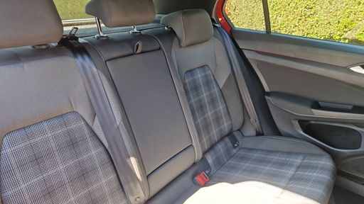 Volkswagen Golf 2.0 TDI 200 DSG7 - GTD – 2021 – 106000 km – Diesel – Boîte Automatique — photo 2