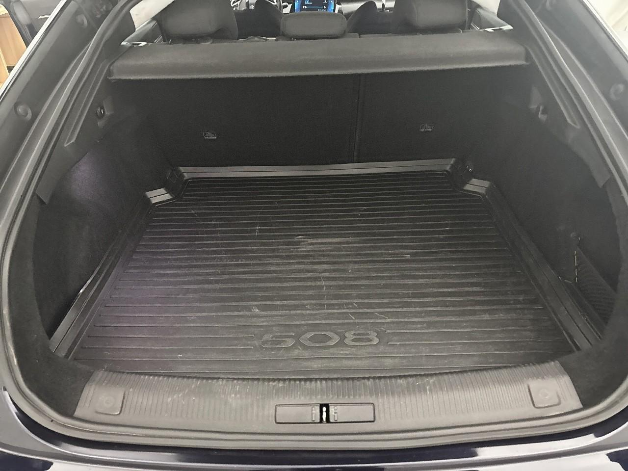 Peugeot 508 hybrid 225 e-eat8 active pack — photo 14