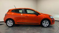 Renault Clio 1.5 Blue dCi 100ch Evolution - 24 — photo 4