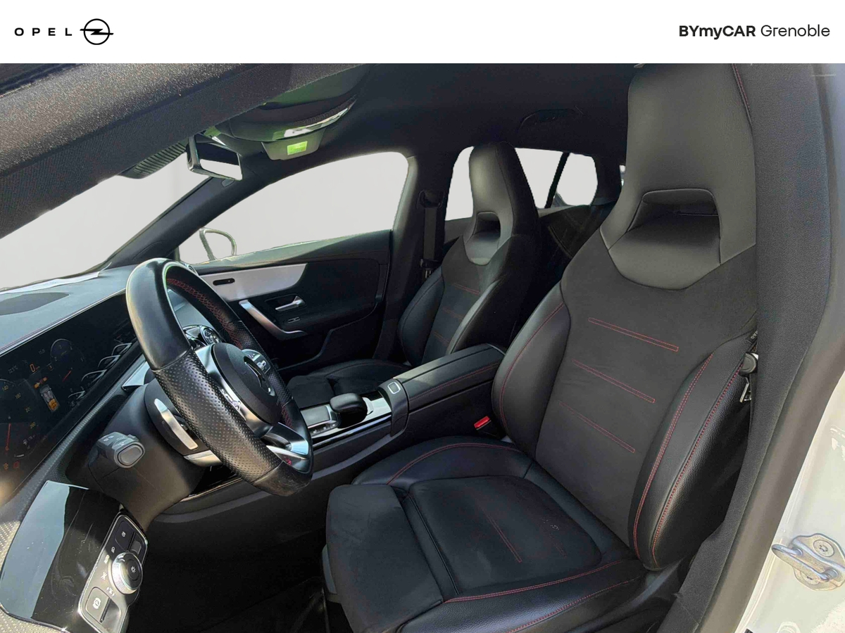 Mercedes CLA Shooting Brake 180 d 8G-DCT — photo 11