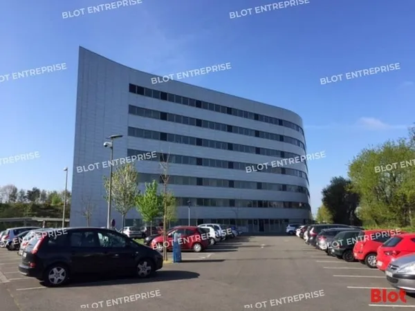 Bureaux 2698 m²