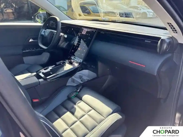 Citroën C5 Aircross hybride 145 ch e-dcs6 — photo 13