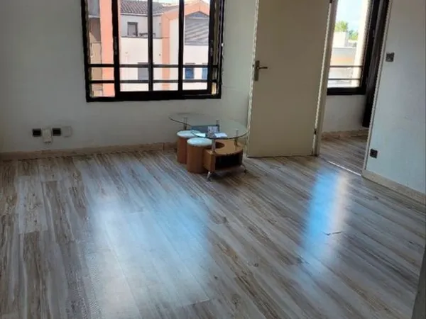 Loue appart 35 m2 compans cafarelli
