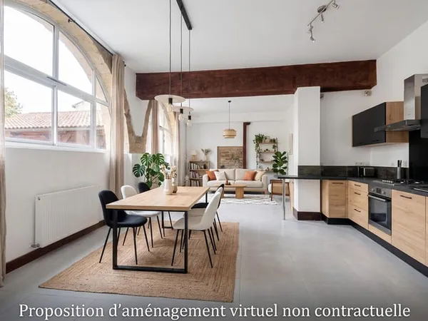 Duplex de caractère avec jardin et dépendance