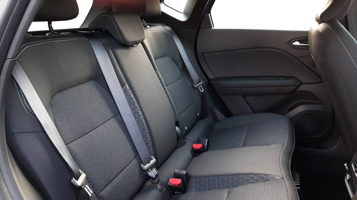 Renault Captur — photo 10