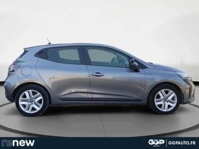 Renault Clio 1.5 blue dci 100ch evolution - 24 — photo 36