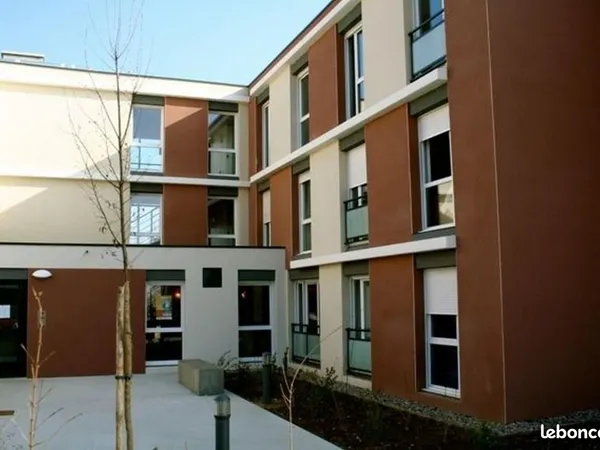Studio 1 pièce 18 m²