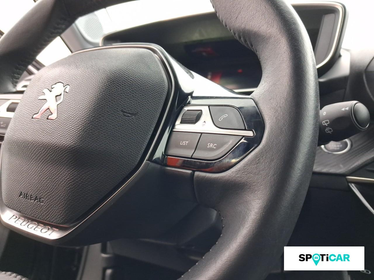 Peugeot 2008 1.2 puretech 130ch s&s allure pack — photo 17