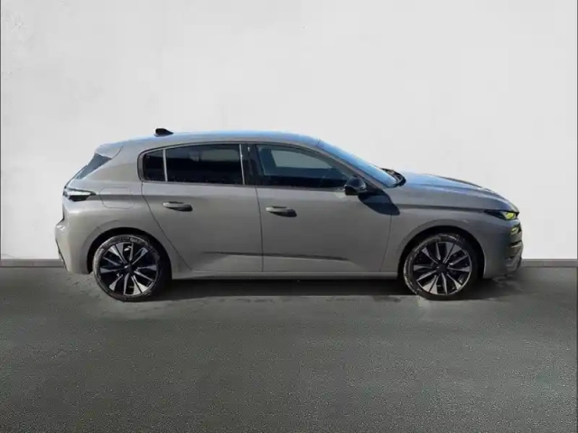 Peugeot 308 hybrid 145 e-dcs6 — photo 4