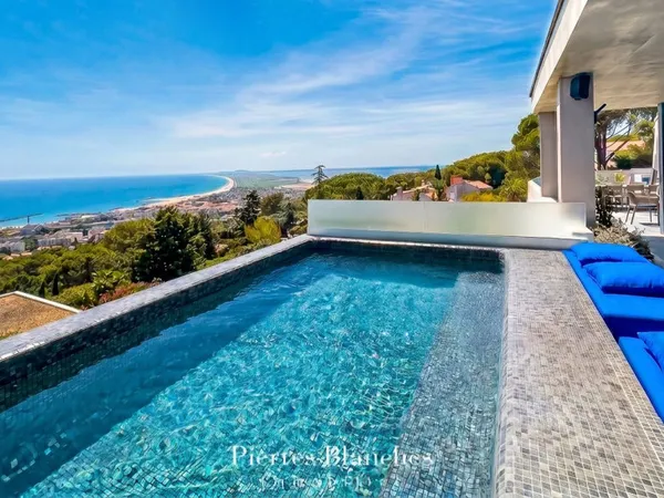 Villa d'architecte 6 pièces 272 m²