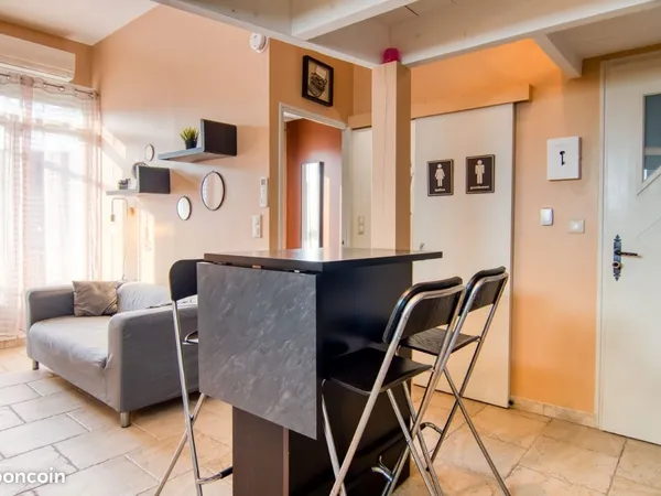 Appartement proche remparts
