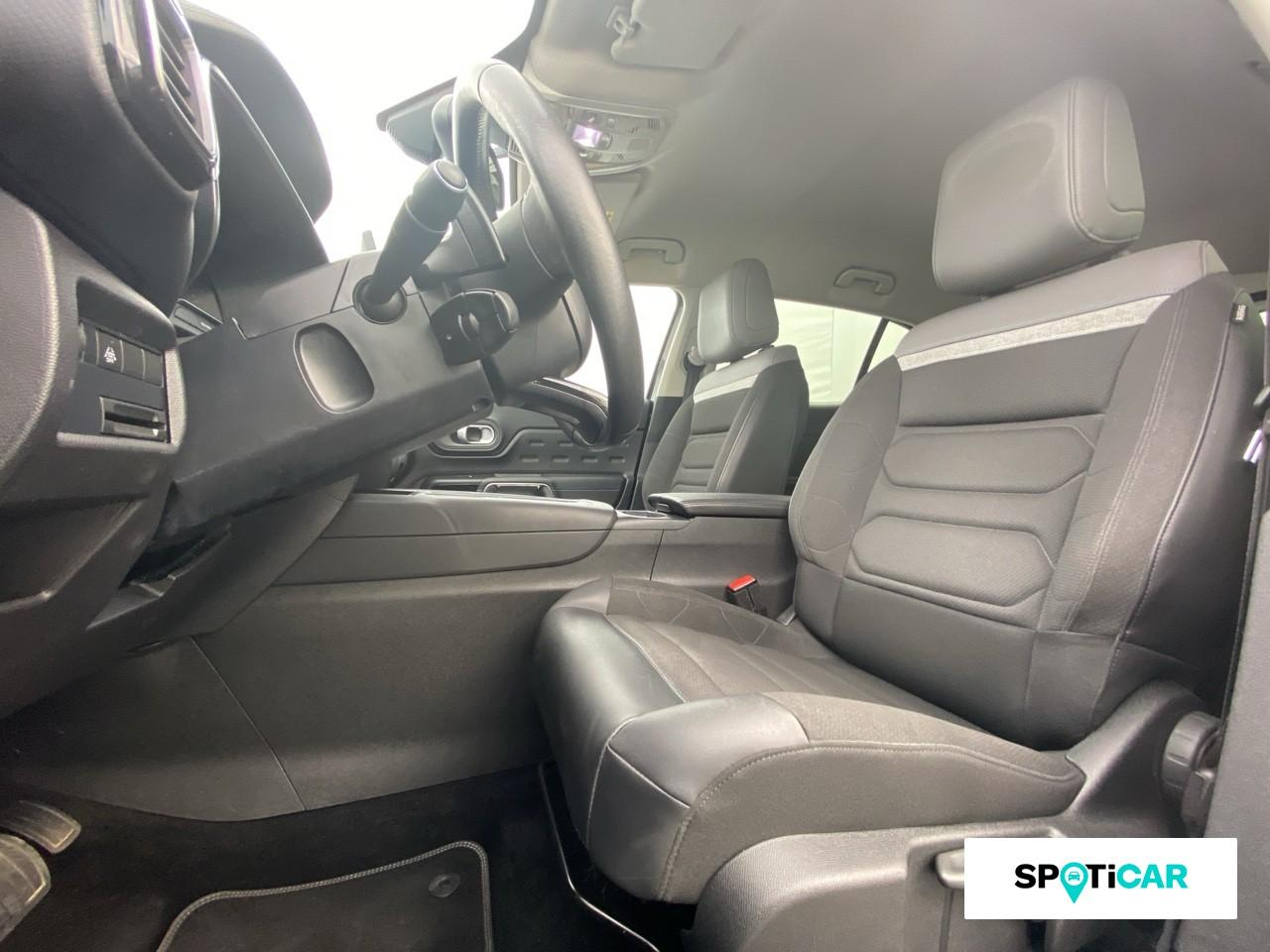 Citroën C5 Aircross bluehdi 130ch s&s c-series eat8 — photo 9