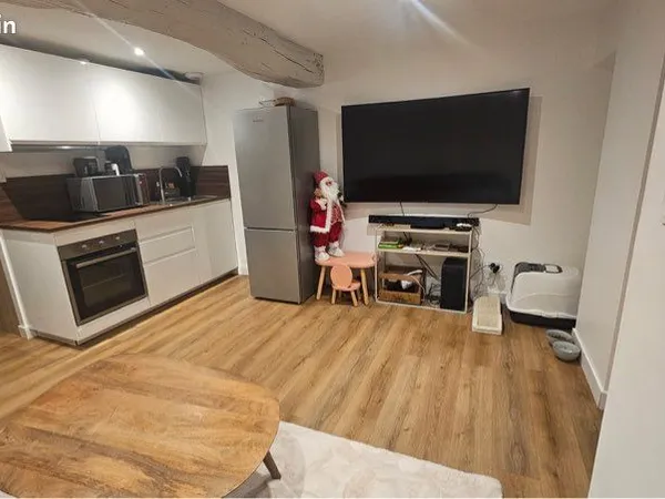à vendre - studio rénové au coeur d'ancenis
