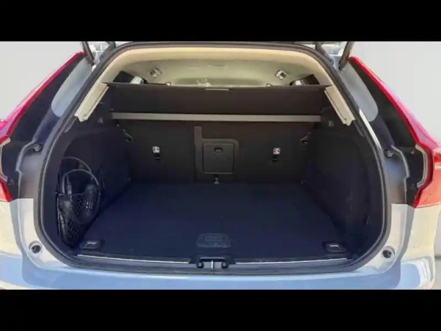 Volvo Xc60 t6 hybride rechargeable 253 + 145ch plus style dark geartronic 8 awd — photo 14