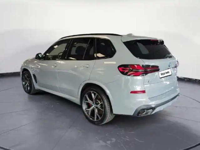 Bmw X5 xdrive50e 489ch m sport — photo 8