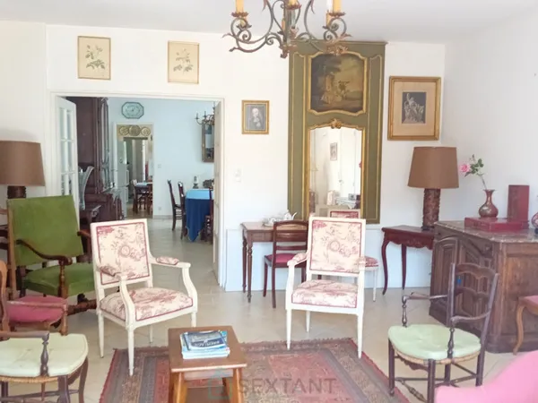 Maison bourgeoise 9 pièces 212 m²