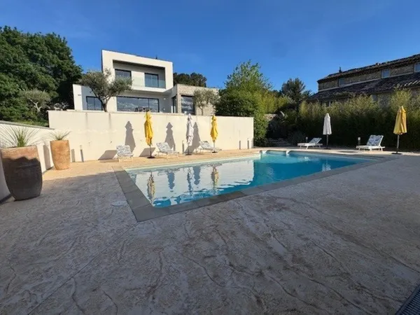 Dpt Gard (30), à vendre ALES maison P6