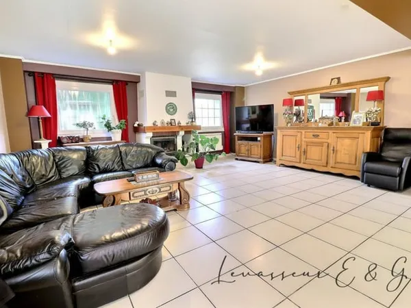 Heilles 60250 - Maison Familiale sejour de +50m² 4 chambres sur 570m² de terrain