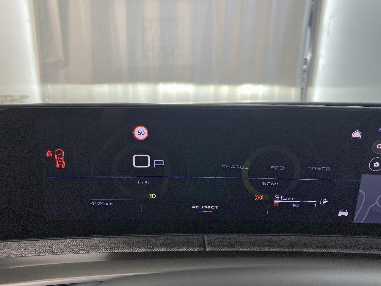 Peugeot 3008 hybrid 145 e-dcs6 gt — photo 13