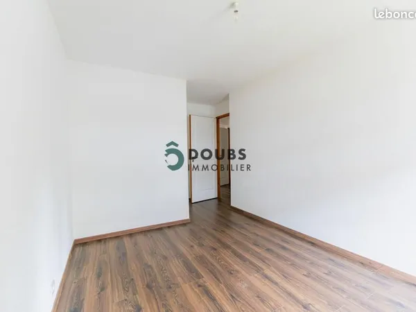Appartement 4 pièces 92 m²