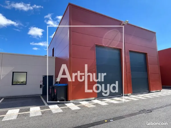 Bureau 166 m²