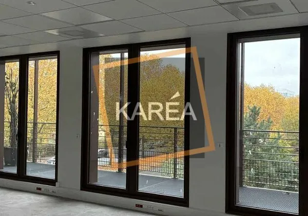 Local professionnel 31 m²
