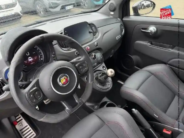 Abarth 500 1.4 turbo t-jet 180ch 695 my22 — photo 15