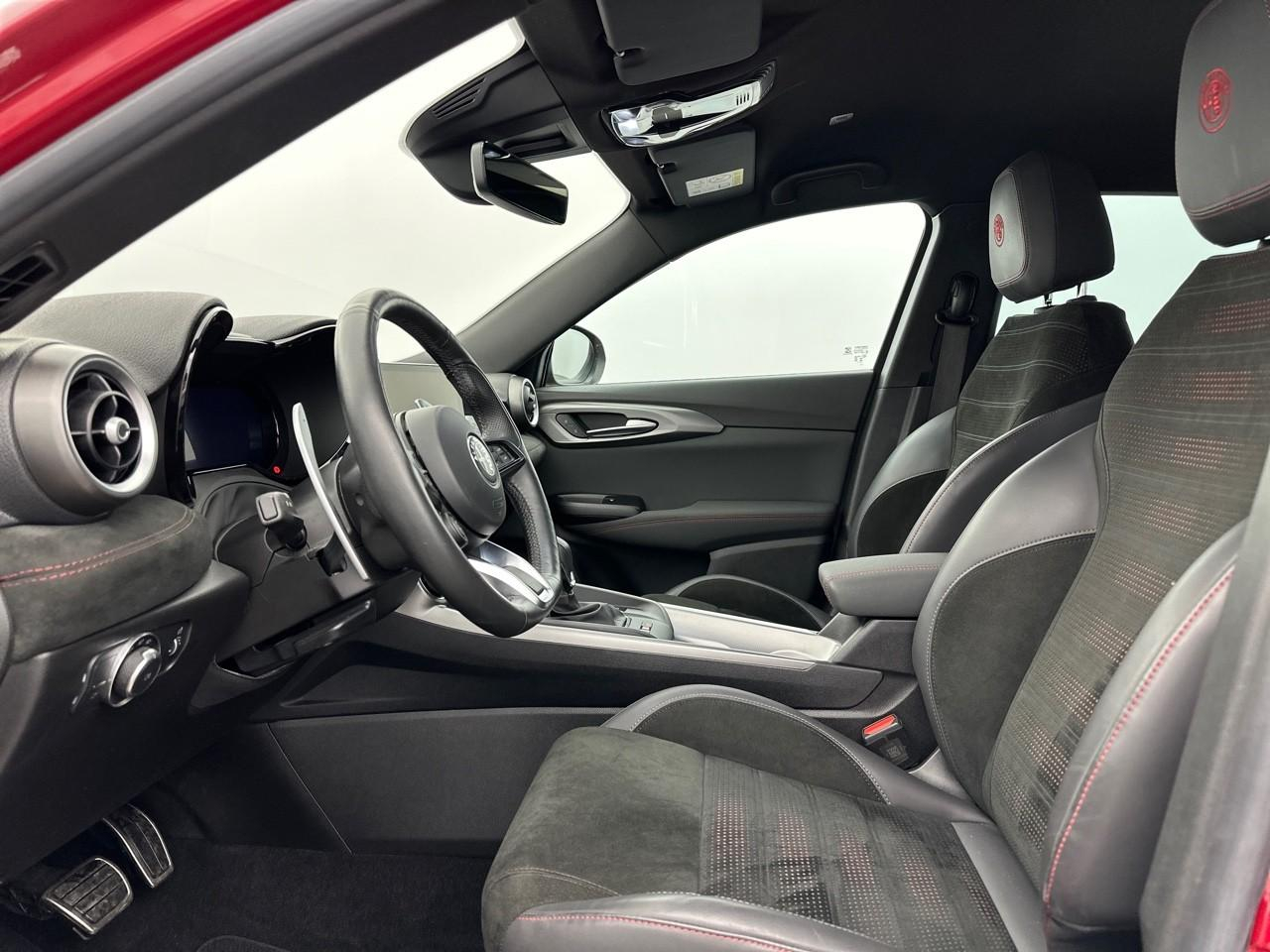 Alfa Romeo Tonale 1.5 hybrid 160 ch vgt tct7 veloce — photo 9