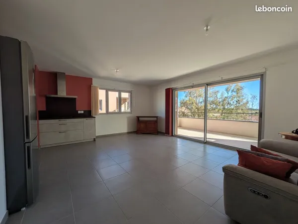 Appartement 3 pièces 75 m², 2ème étage