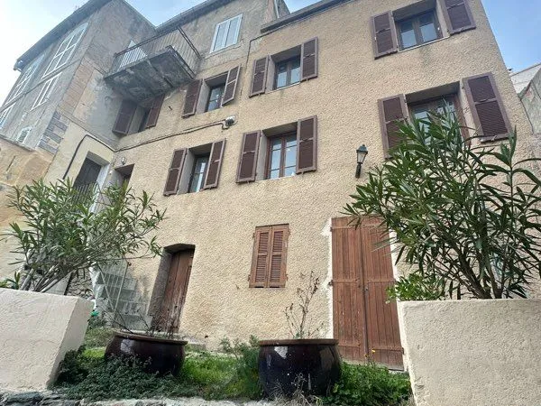 Maison de village