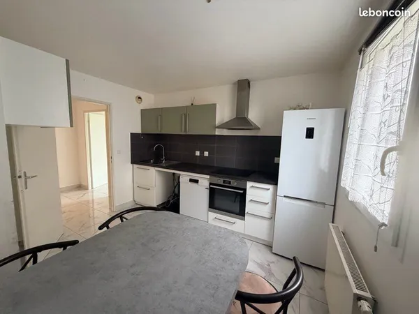 T5 avec balcon et garage sécurisé 103