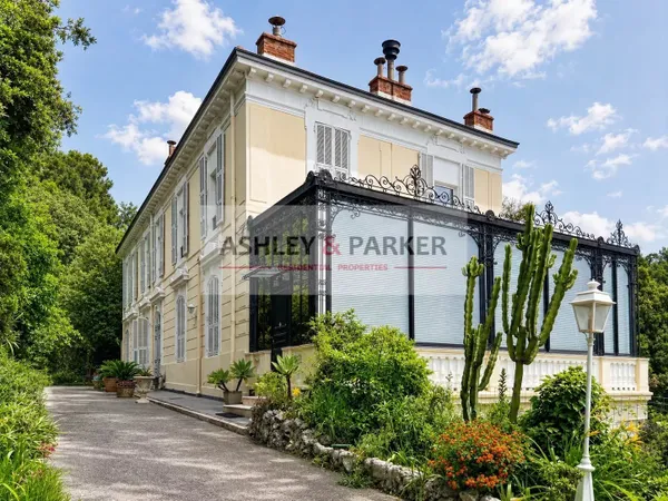 NICE - GAIRAUT / VILLA LAETITIA | ENSEMBLE RARE DE 10 PIÈCES AVEC 7 CHAMBRES, JARDINS PRIVATIFS ET 4