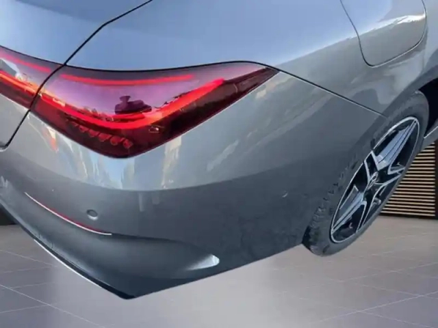Mercedes Cla 250 e hybrid eq coupé amg — photo 19