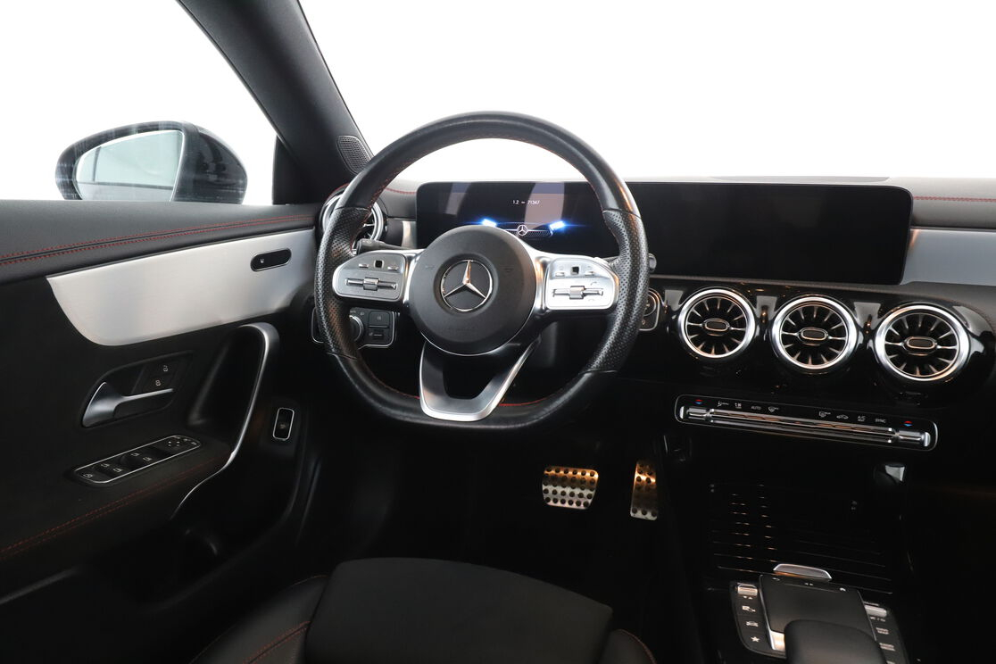 Mercedes-Benz CLA 220 d AMG Line 8G-DCT — photo 12