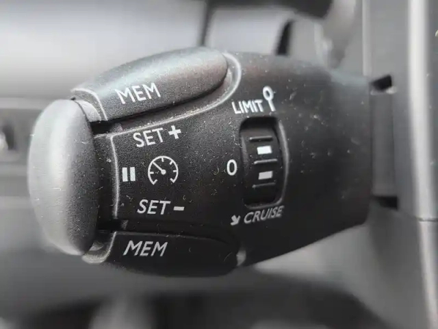 Citroën C3 Aircross bluehdi 120 s&amp;s eat6 — photo 42