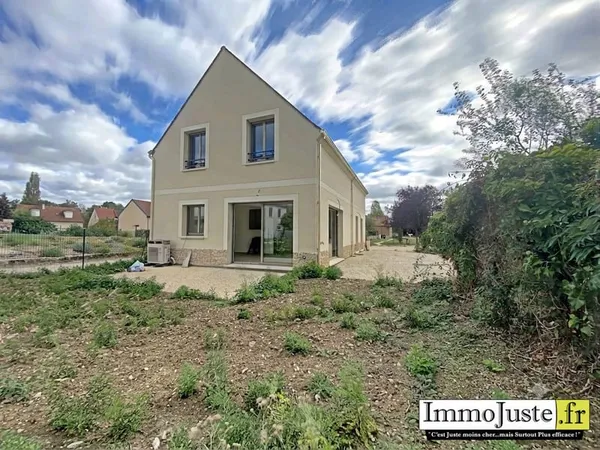 Maison neuve de 143m2 sur un terrain de 309m2