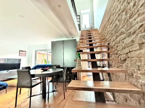 Charmante maison refaite à Neuf Secteur Commanderie