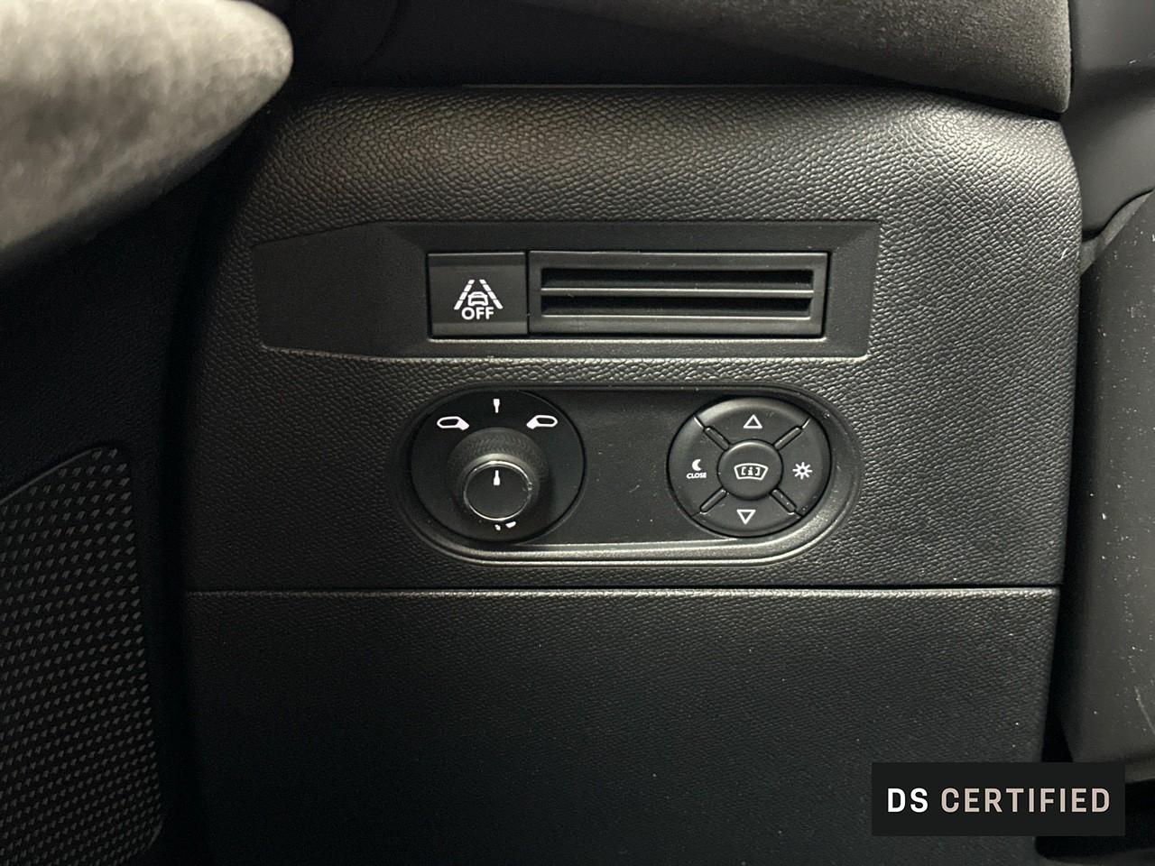 Ds Ds 3 crossback puretech 155 eat8 performance line+ — photo 17