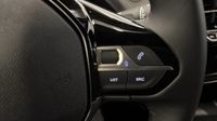 Peugeot 2008 1.2 Hybrid 145ch Allure e-DCS6 — photo 25