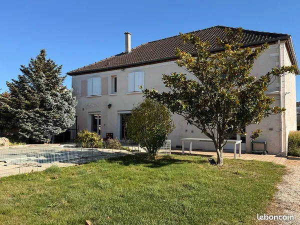 Maison ancienne 8 pièces 220 m2 habitables