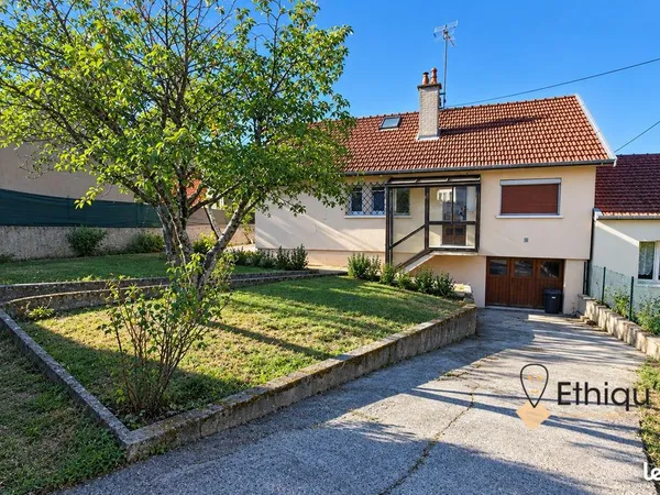 Maison 9 pièces 105 m²