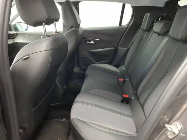Peugeot 208 puretech 100 s&amp;s bvm6 — photo 12