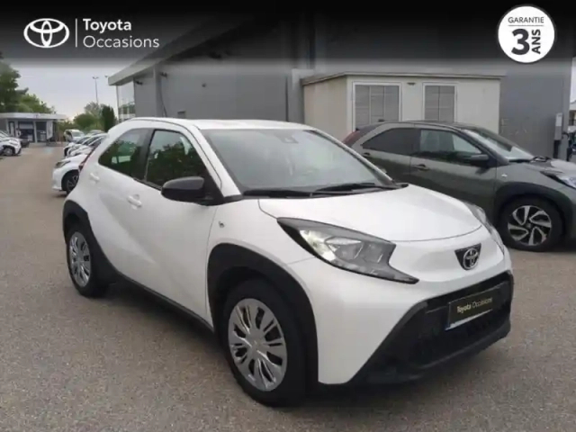 Toyota Aygo X 1.0 vvt-i 72ch dynamic my24 — photo 10