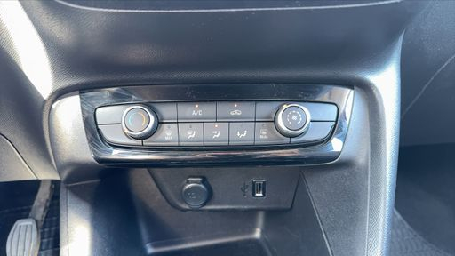 Opel Corsa 1.2 Turbo 100 - Edition – 2023 – 46530 km – Essence – Boîte Manuelle — photo 24