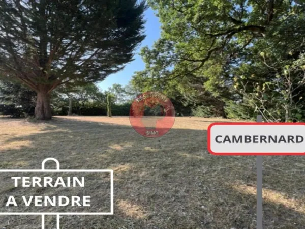 Terrain 923 m²