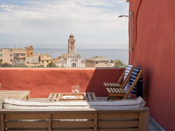 Appartement T2 d'exception-dernier étage, terrasse & Rooftop privatif