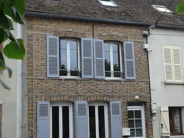 20MNS NEMOURS 77140 - 10KMS GARE SOUPPES/LOING