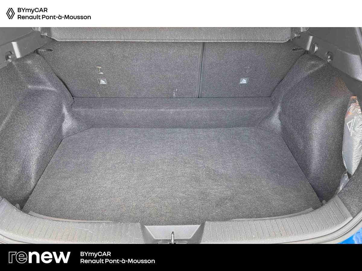 Nissan Qashqai Mild Hybrid 140 ch — photo 13