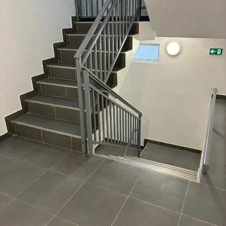 SPECIAL INVESTISSEURS-GRANDE GRANDE MAISON DE 6 APPARTEMENTS.