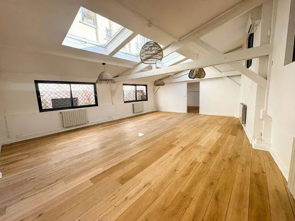 Bureaux 189 m²